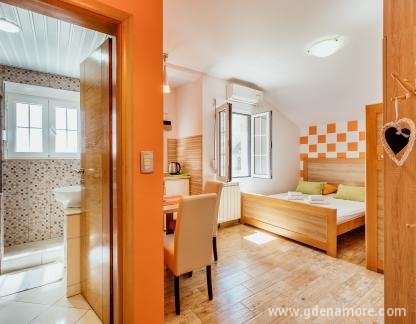 Апартаменти Косович, частни квартири в града Kotor, Черна Гора - S1 (4)